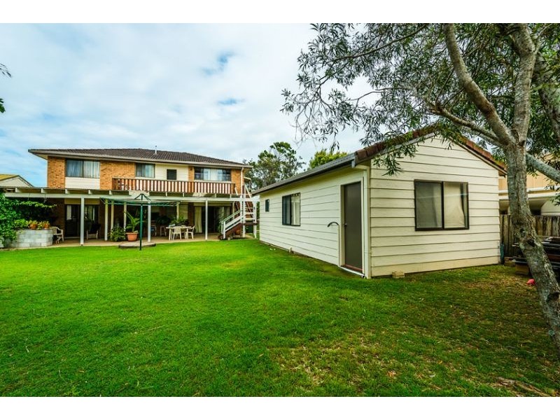 4 Azalea Avenue, Mylestom NSW 2454