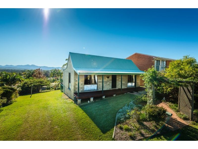 19 Panorama Parade, Urunga NSW 2455