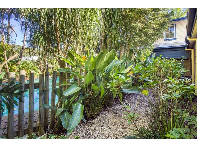 10-12 Hyde Street (Rivendell Guest House ), Bellingen NSW 2454