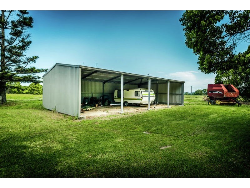 111 Old Ferry Road, Raleigh NSW 2454