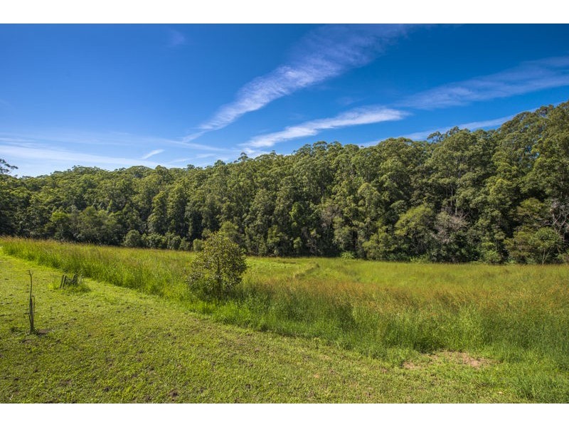 208 Mitchells Road, Valla NSW 2448