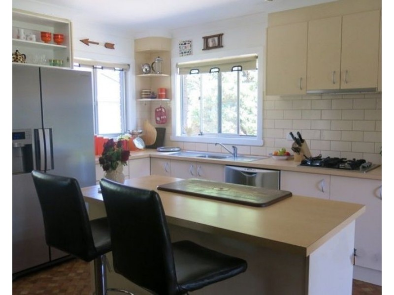 11 Hammond Street, Bellingen NSW 2454