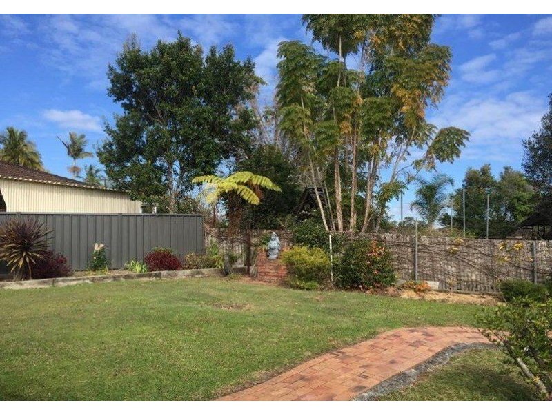 16 Tambar Place, Urunga NSW 2455