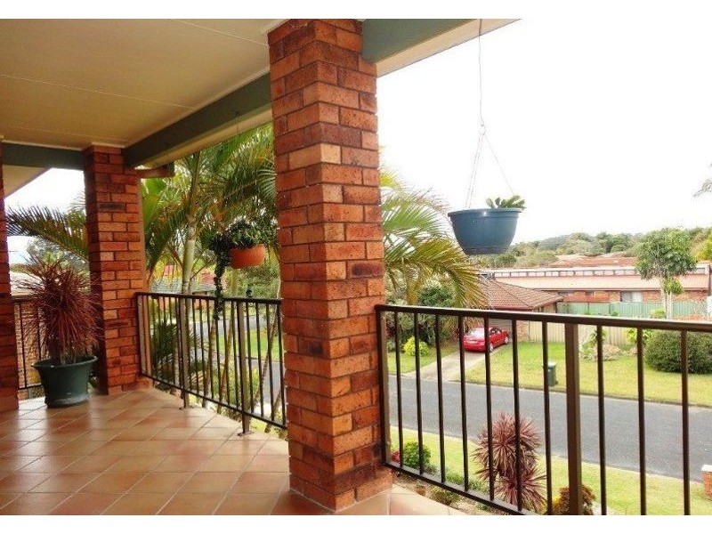 16 Tambar Place, Urunga NSW 2455