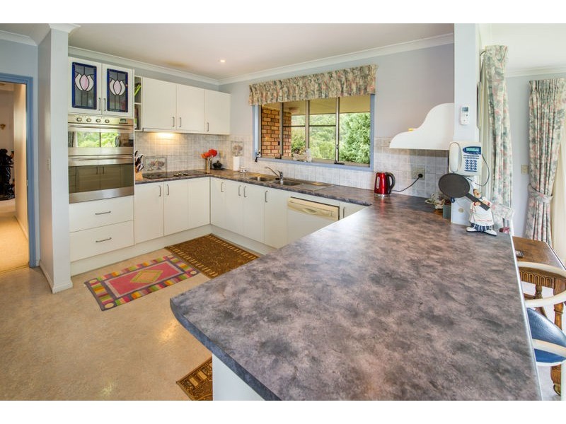 16 Endeavour Drive, Bellingen NSW 2454