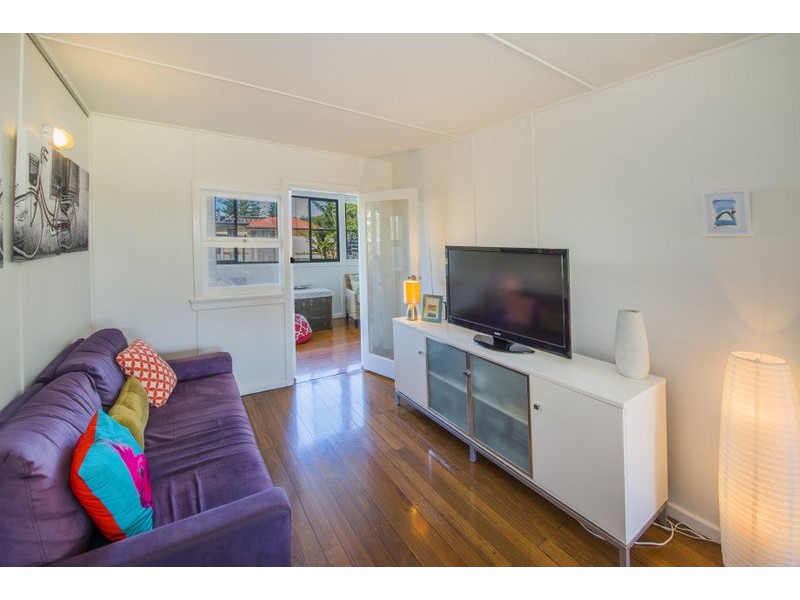 6 Rowley Street, Mylestom NSW 2454