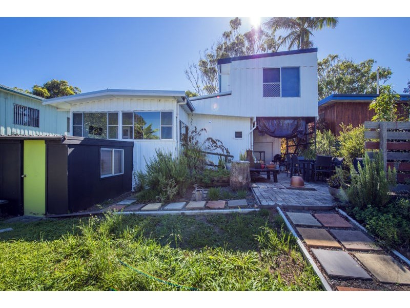 6 Rowley Street, Mylestom NSW 2454