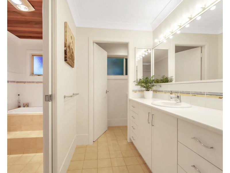 4 Hilliana Close, Bellingen NSW 2454