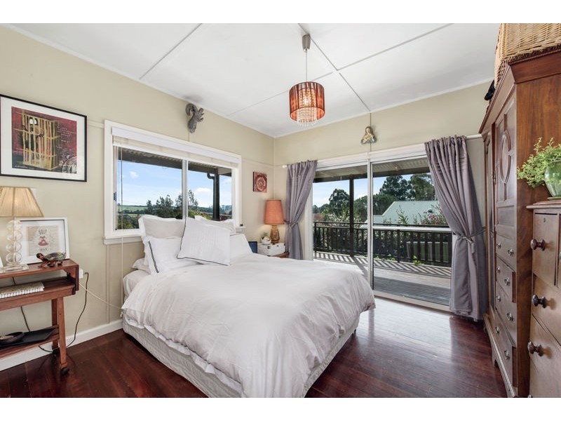 2 Parkes Street, Dorrigo NSW 2453