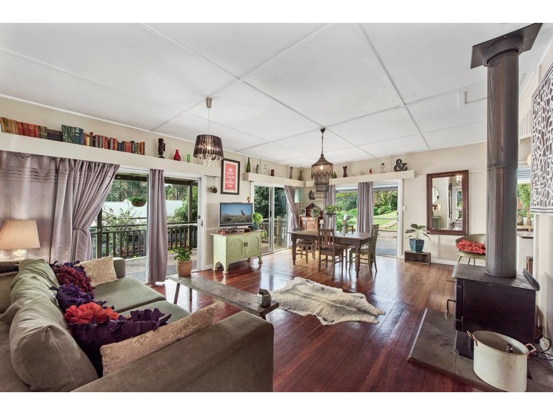 2 Parkes Street, Dorrigo NSW 2453