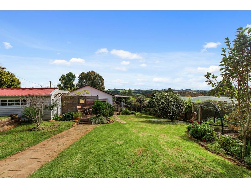 2 Parkes Street, Dorrigo NSW 2453