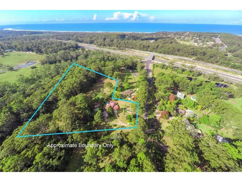 38 East West Road, Valla NSW 2448