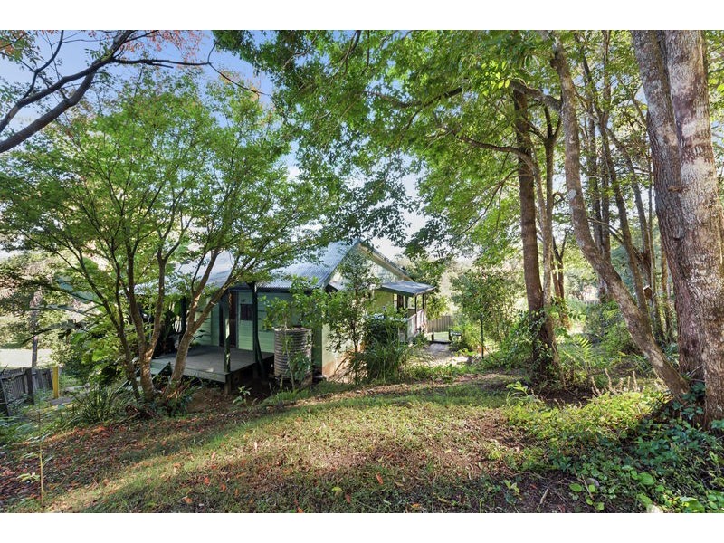 18 Ringwood Place, Bellingen NSW 2454