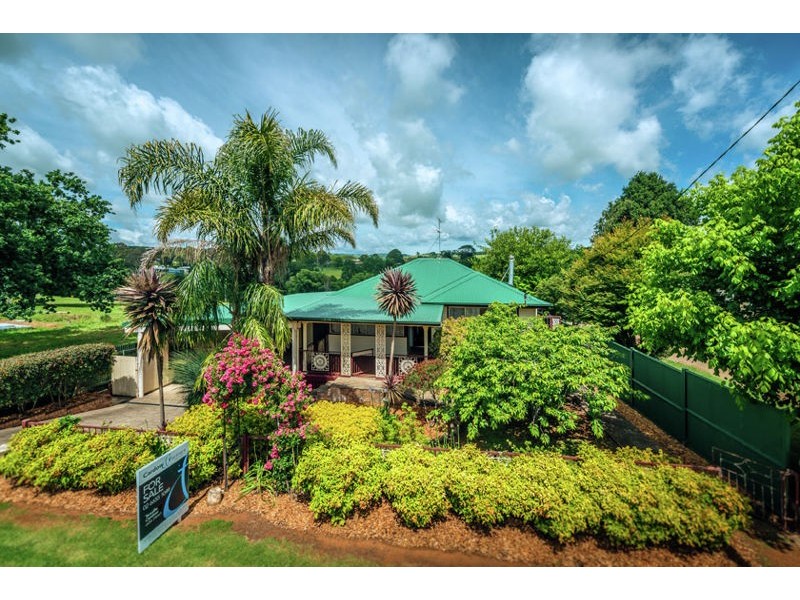 18 Vine Street, Dorrigo NSW 2453