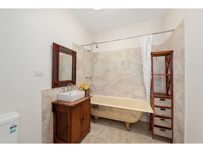 8 Tamarind Drive, Bellingen NSW 2454