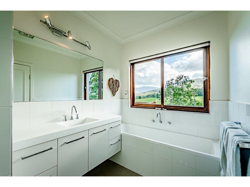 302 Promised Land Road, Gleniffer NSW 2454