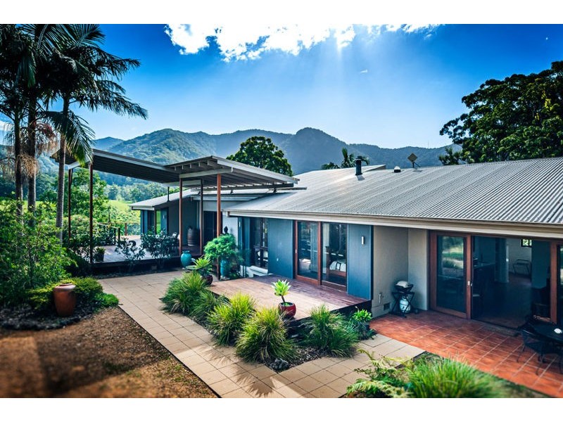 302 Promised Land Road, Gleniffer NSW 2454