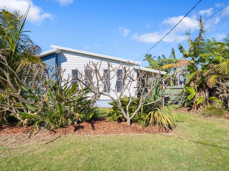 5 Johnson Avenue, Mylestom NSW 2454