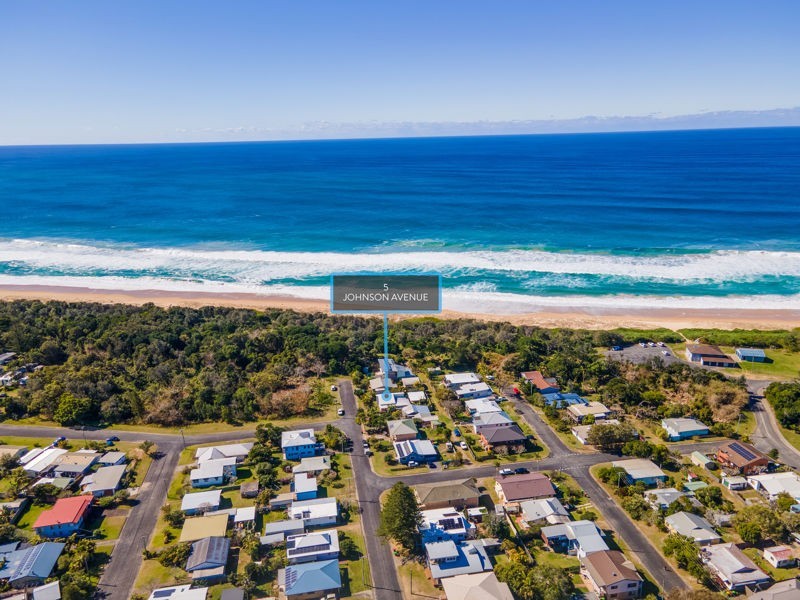5 Johnson Avenue, Mylestom NSW 2454