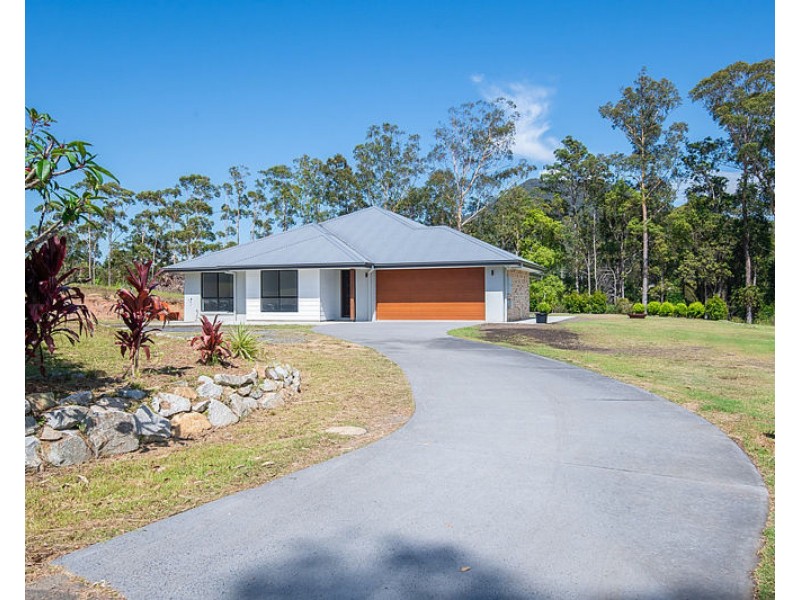 9 Timbertop Court, Valla NSW 2448