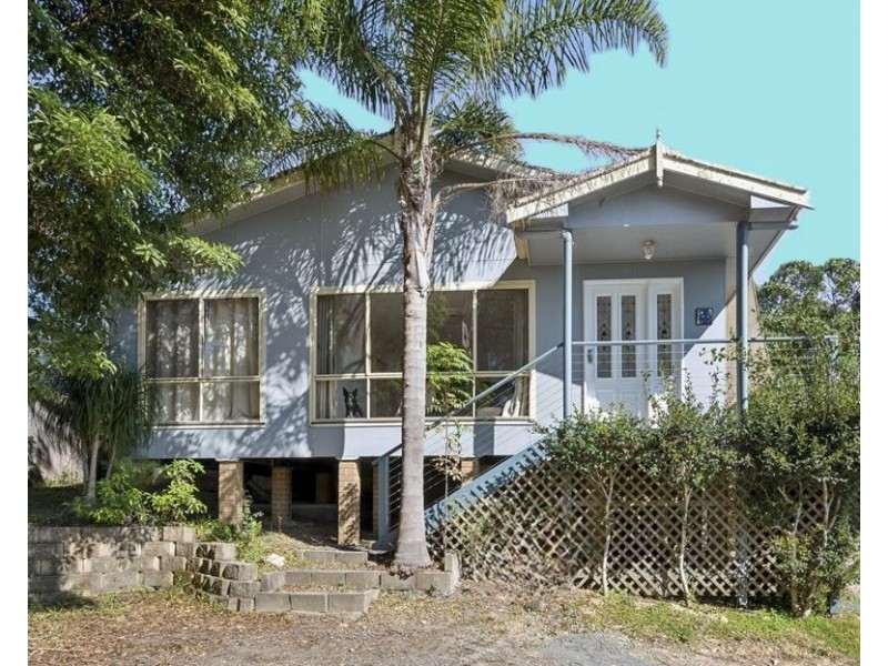 4 Hyde St, Fernmount NSW 2454