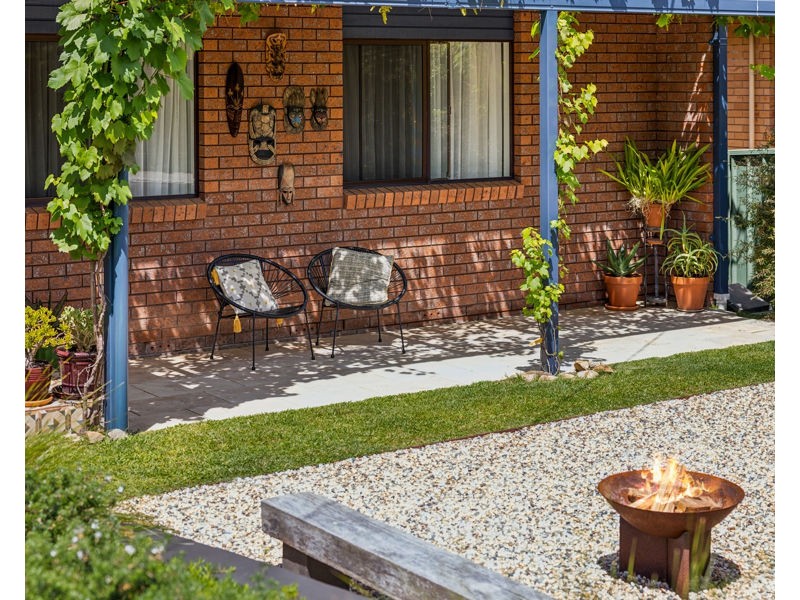 16 Lourdes Avenue, Urunga NSW 2455