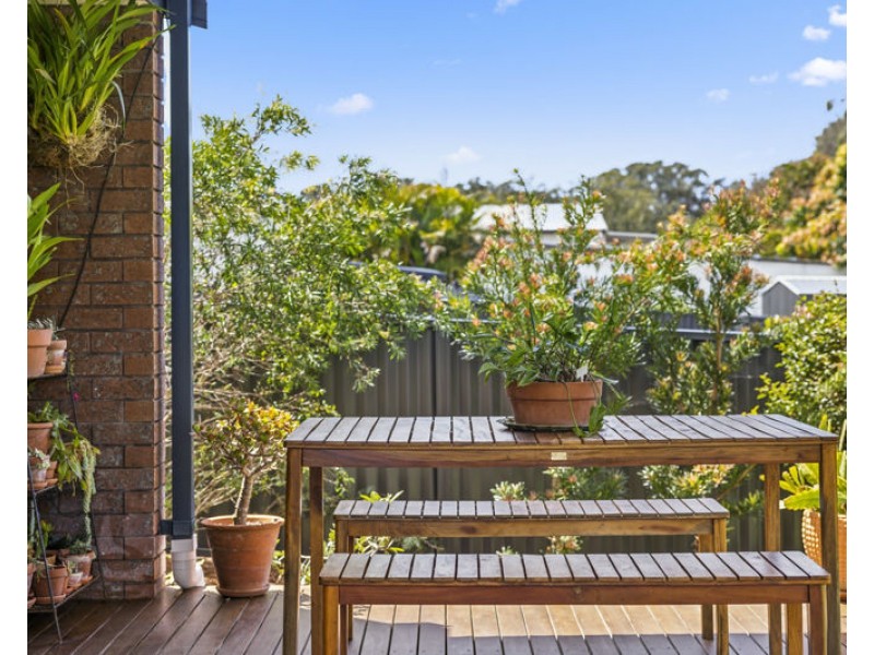 16 Lourdes Avenue, Urunga NSW 2455