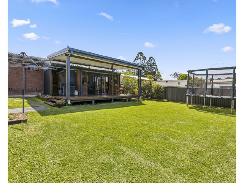 16 Lourdes Avenue, Urunga NSW 2455