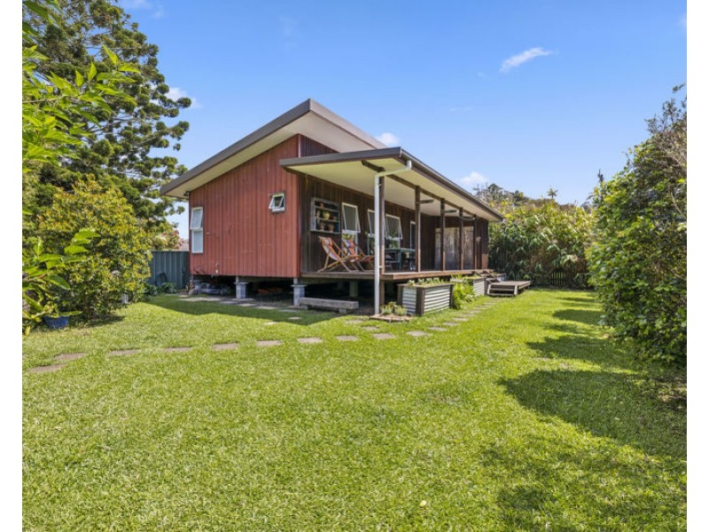 16 Lourdes Avenue, Urunga NSW 2455