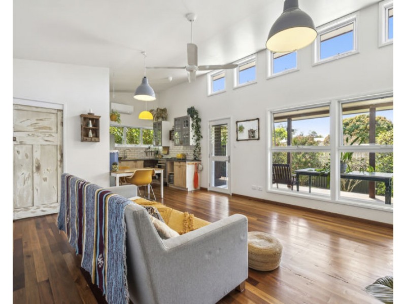 16 Lourdes Avenue, Urunga NSW 2455