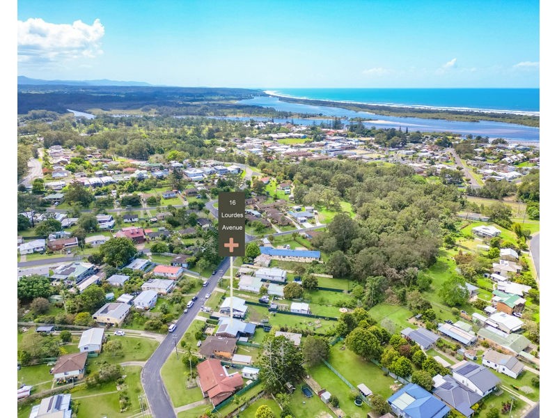 16 Lourdes Avenue, Urunga NSW 2455