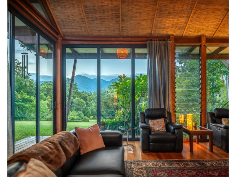 30 John Locke Place, Bellingen NSW 2454