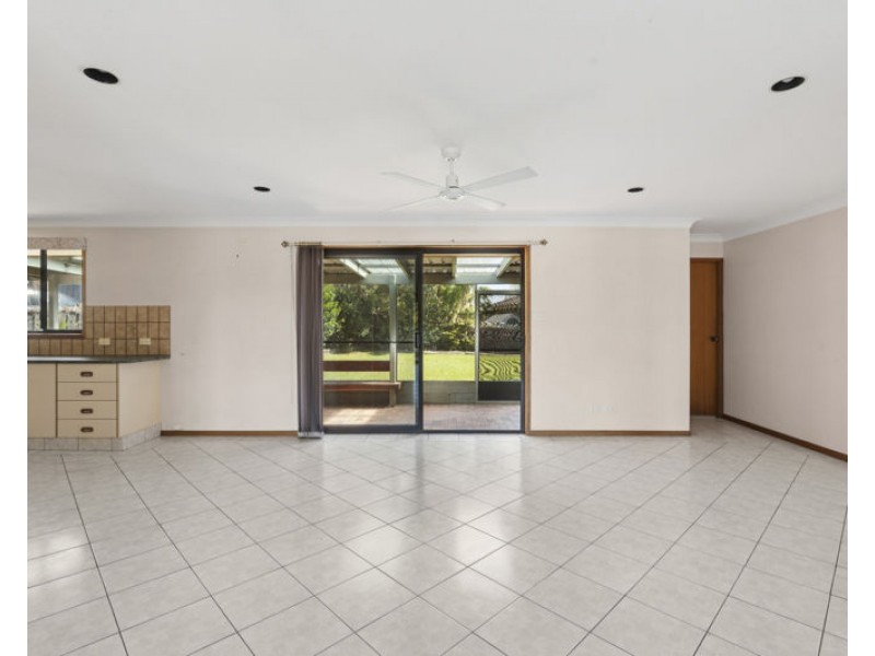 16 Tambar Place, Urunga NSW 2455