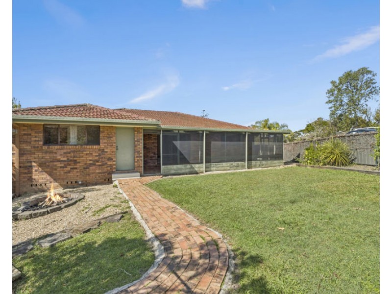 16 Tambar Place, Urunga NSW 2455