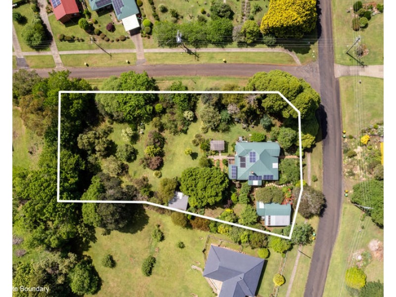 10 Oak St, Dorrigo NSW 2453