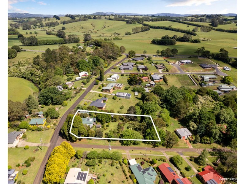 10 Oak St, Dorrigo NSW 2453