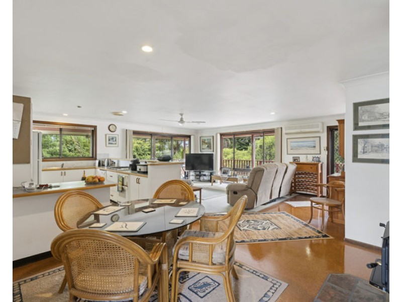 18 Casuarina Ave, Bellingen NSW 2454