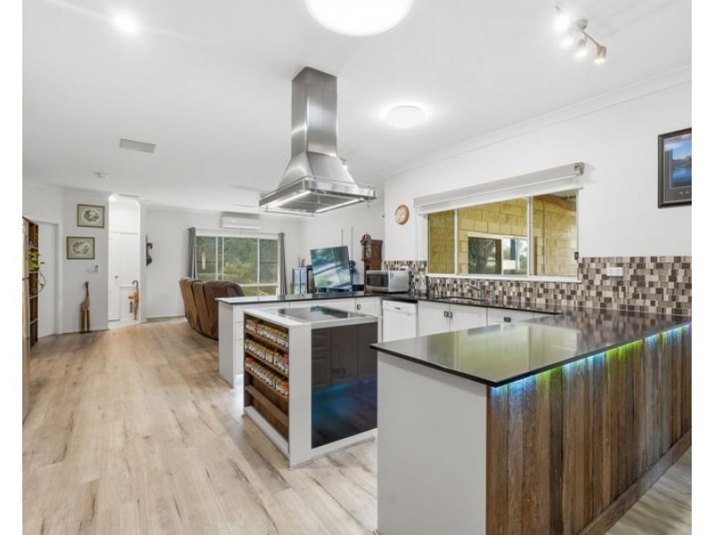 8 Raymond Close, Bellingen NSW 2454