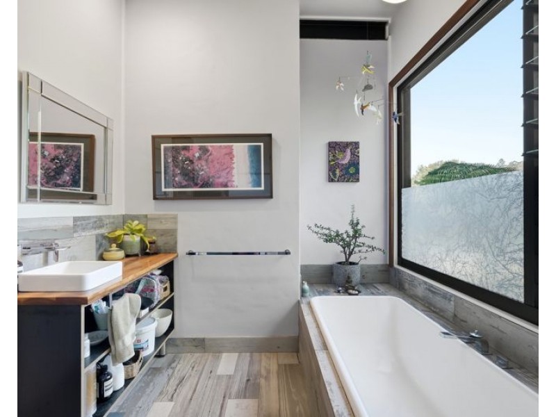 9 Lucas Ave, Bellingen NSW 2454