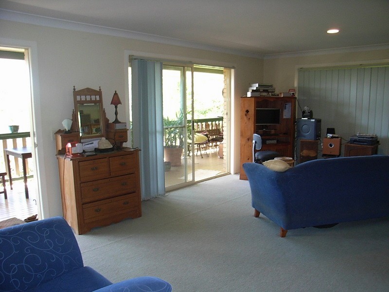 8 Valley View Drive, Bellingen NSW 2454