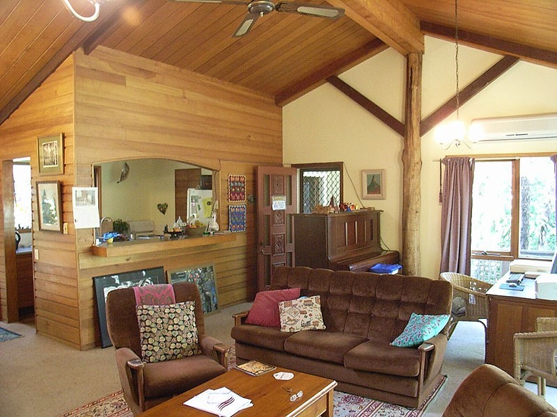 2 Casuarina Ave, Bellingen NSW 2454