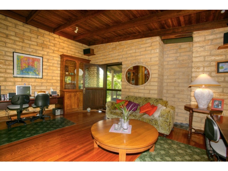 73 Priory Pde, Valla NSW 2448