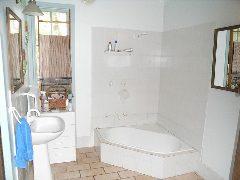 2 Braithwaite Avenue, Bellingen NSW 2454