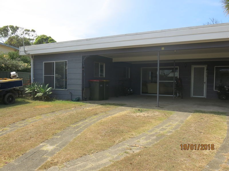 10 Grevillia Avenue, Mylestom NSW 2454