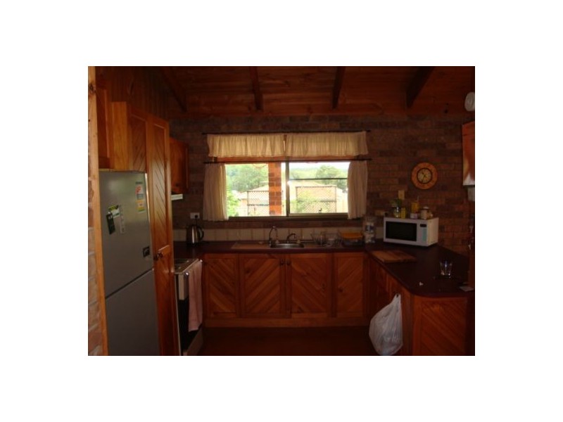 16 McNally Street, Bellingen NSW 2454