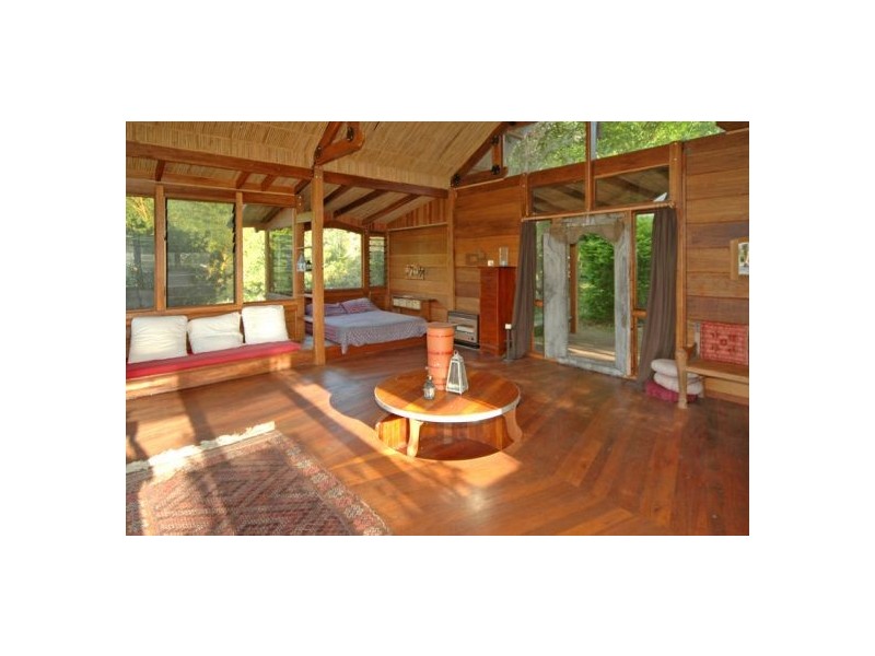 30 John Locke Place, Bellingen NSW 2454