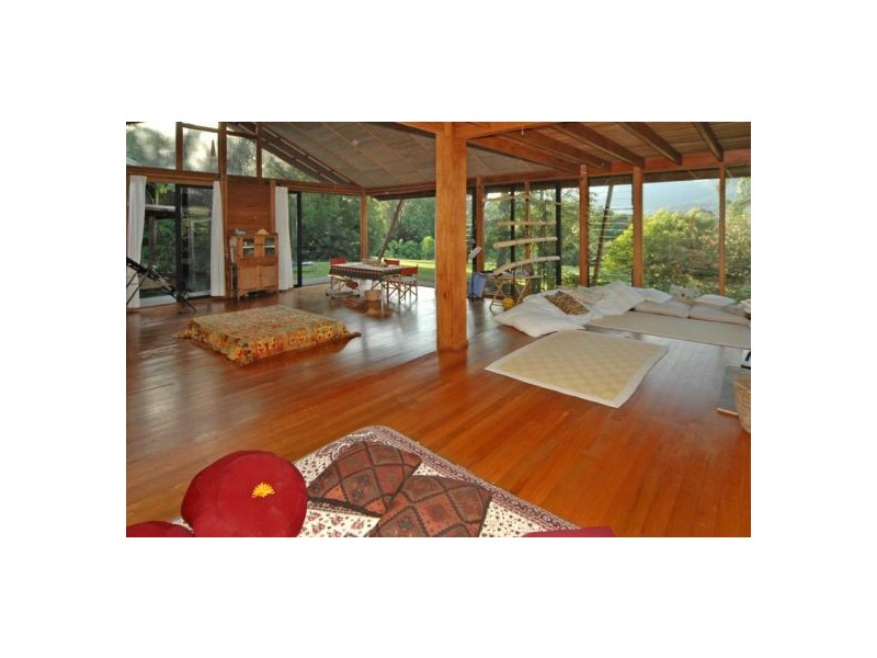 30 John Locke Place, Bellingen NSW 2454