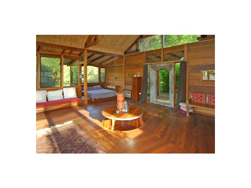 30 John Locke Place, Bellingen NSW 2454