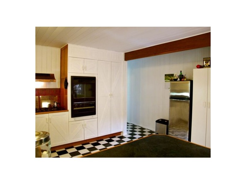 2 Dudley St, Bellingen NSW 2454