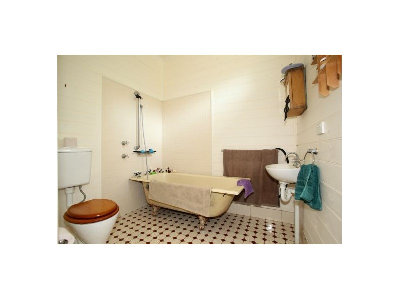 10 Oak Street, Bellingen NSW 2454